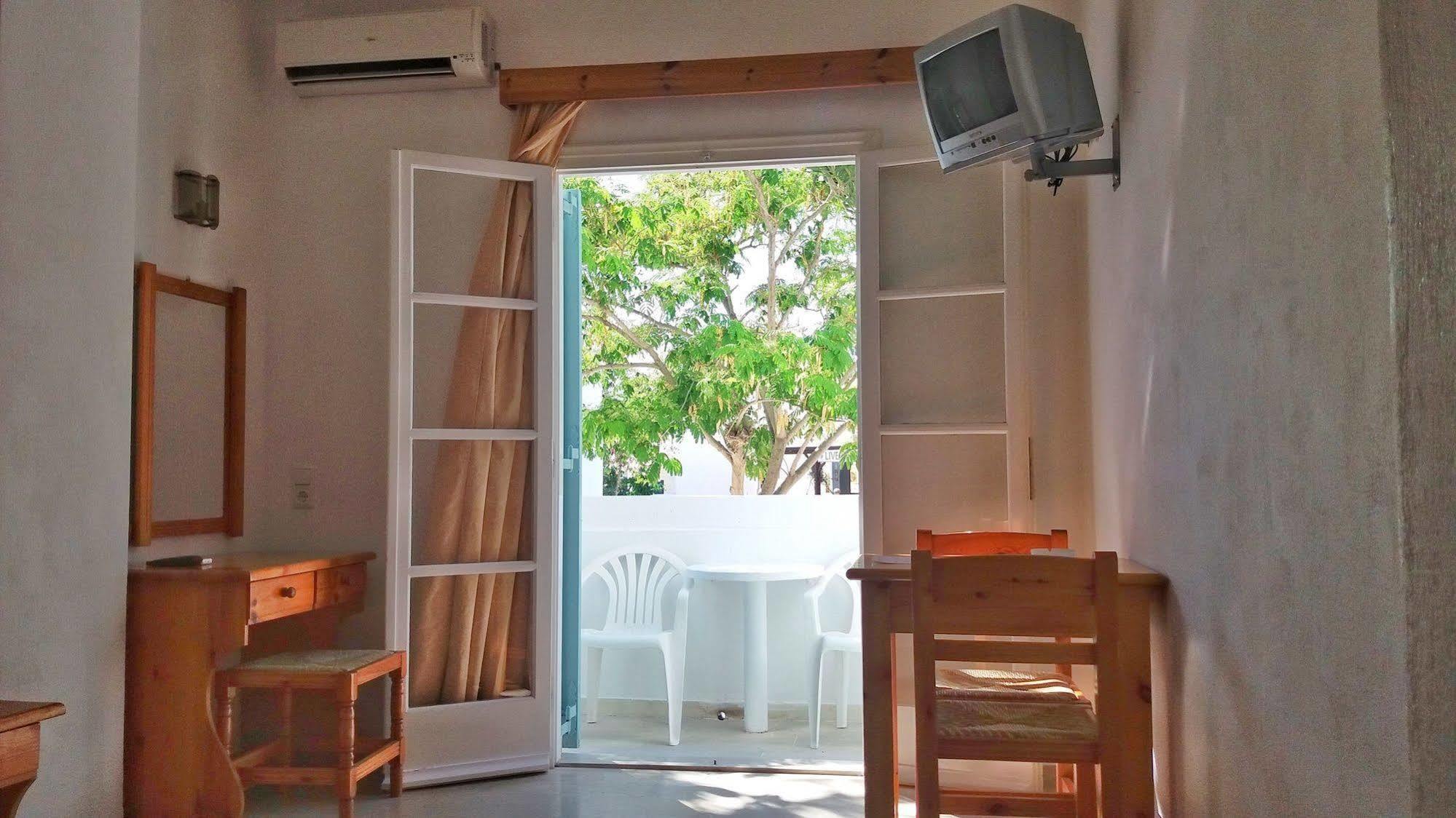 Kymata Hotel Kamári Dış mekan fotoğraf